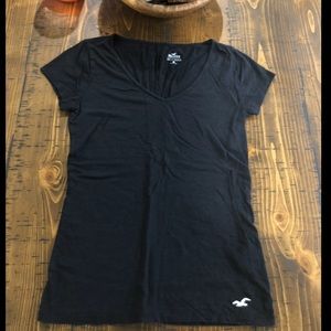 🌿GUC Hollister T-shirt, size Small🌿